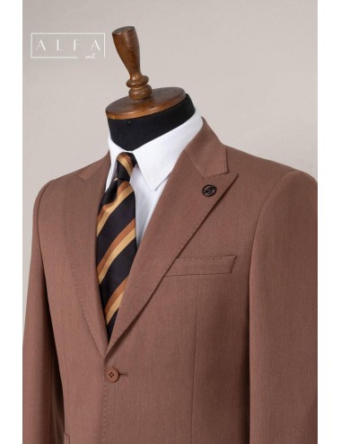 Zarafetin Yeni Tonu: Kahverengi Slim Fit Takım Elbise